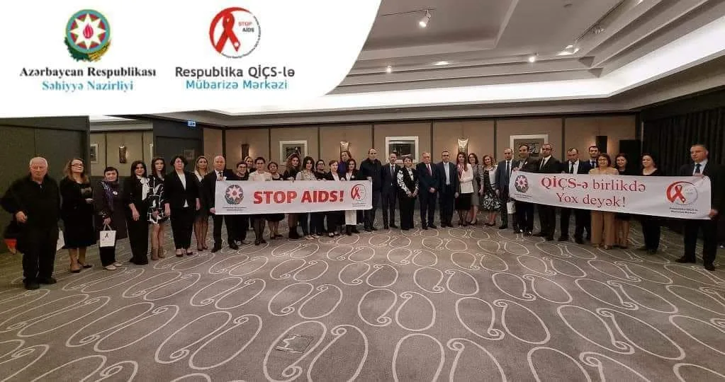 Azərbaycanda Ümumdünya QİÇS-lə Mübarizə Günü ilə əlaqədar konfrans keçirilib